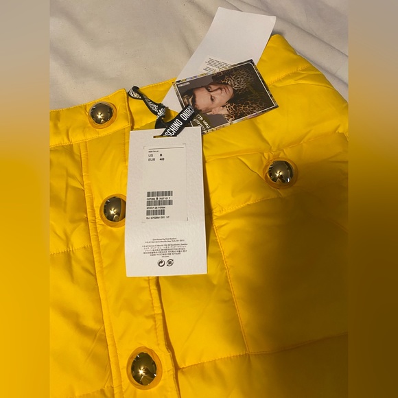 Brand New Designer Skirt.. - Picture 3 of 4